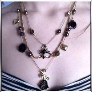 Vintage Roses & Spiders